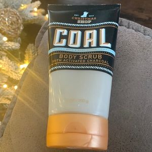 NWT Bath & Bodyworks Coal Body Scrub with activated charcoal